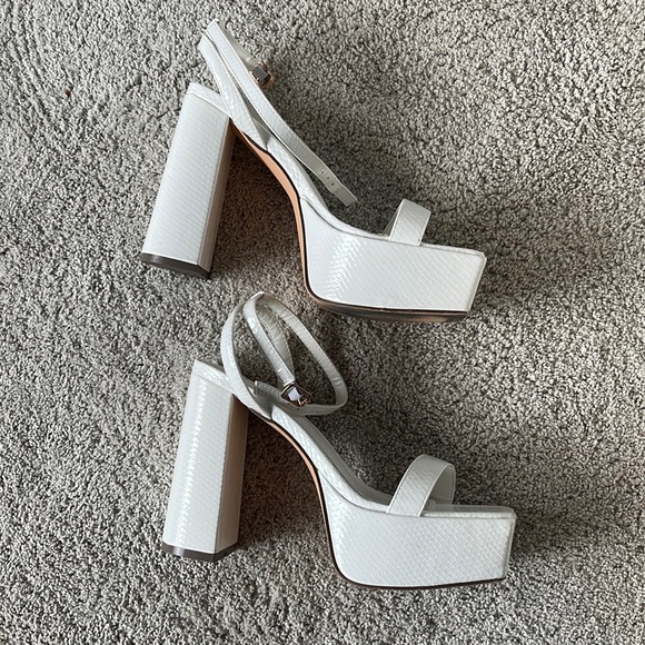 Chunky platform heels - Picture 3 of 4